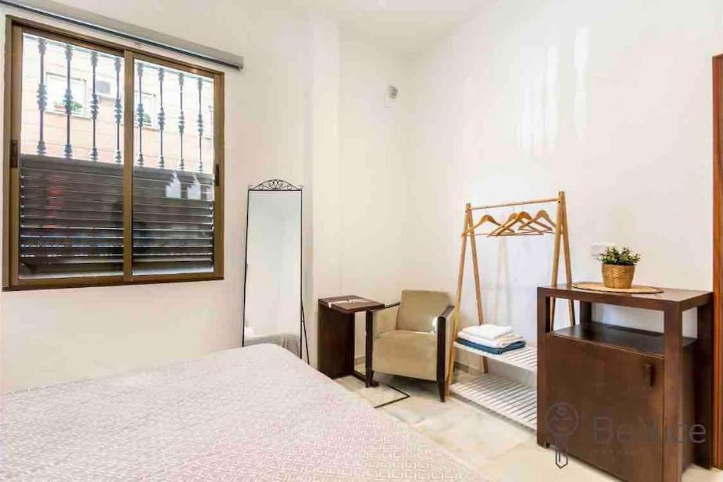 Luxury Apartamento Sevilla Centro -Triana Luaran gambar