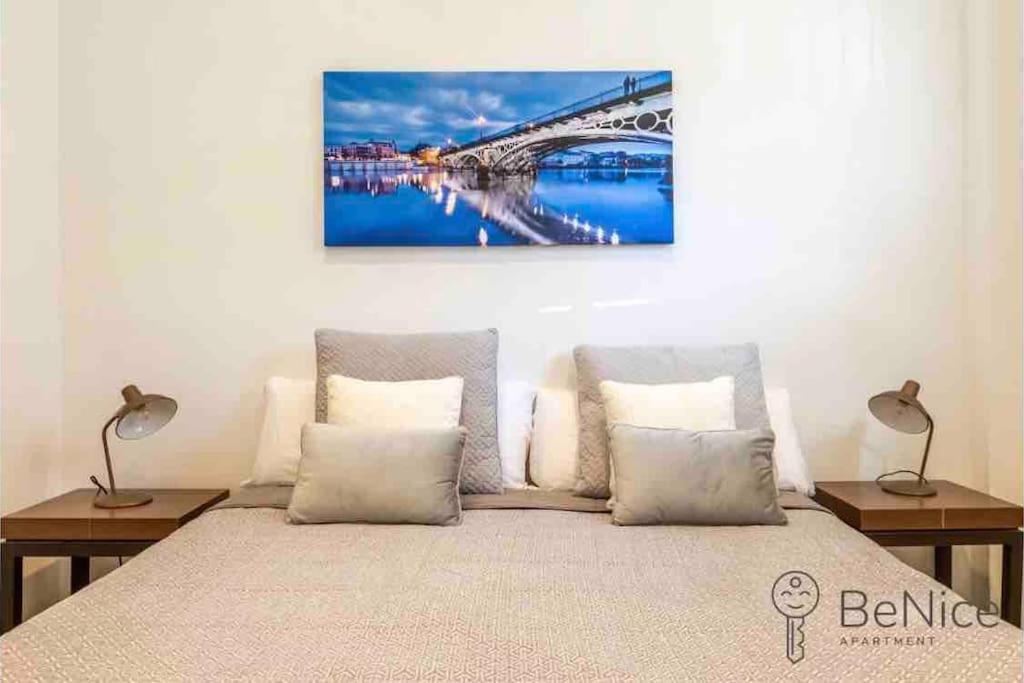 Luxury Apartamento Sevilla Centro -Triana Luaran gambar
